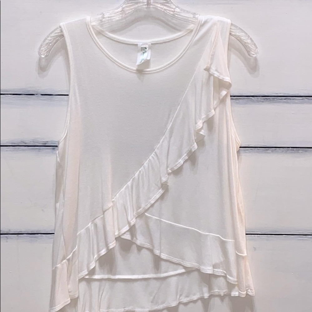 OPEN GATES sleeveless top